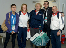 Делегации различных стран проходят аккредитацию на Кубок мира по прыжкам на батуте в Баку. Азербайджан, 3 март, 2016 